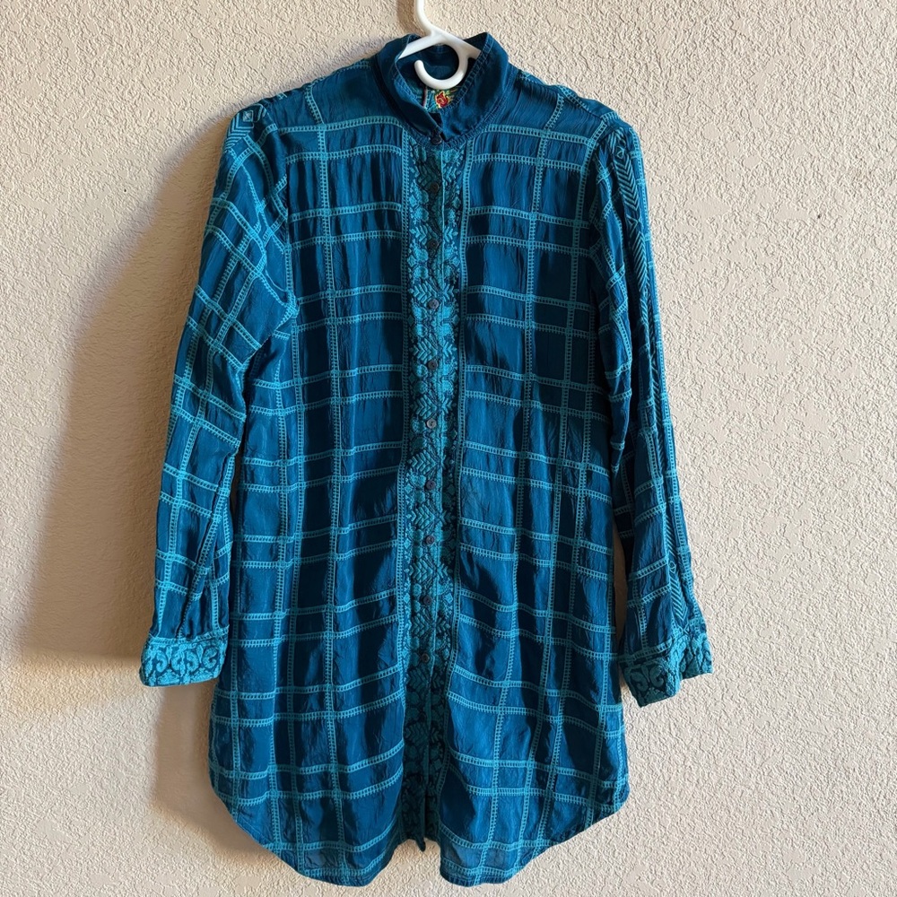 Johnny Was‎ Women’s Sz Small Chepas Button Down Tunic Top Blue Topaz Embroidered